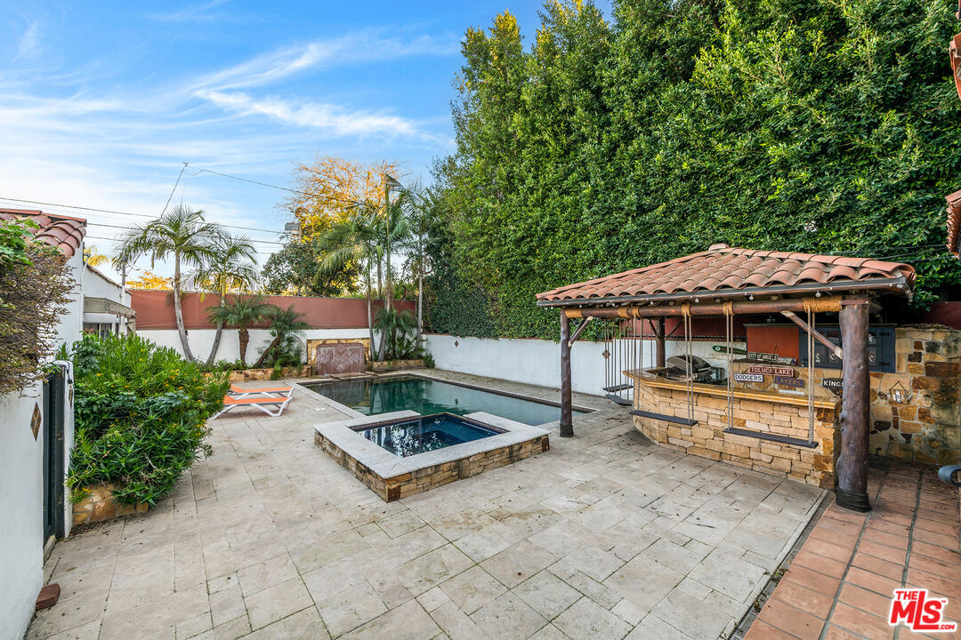 Property photo 48