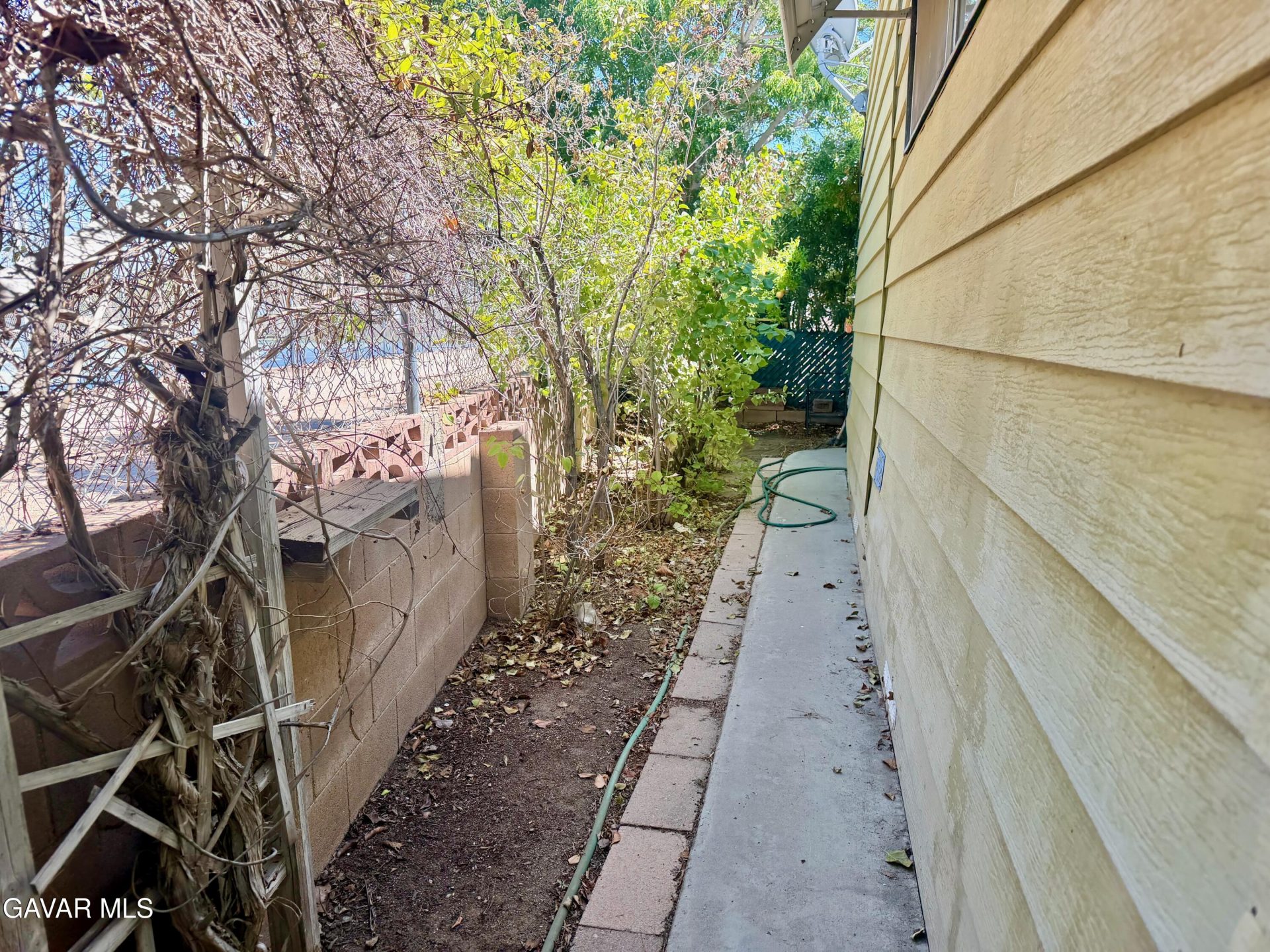 Property photo 38