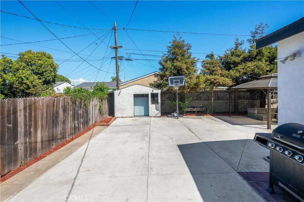 Property photo 37