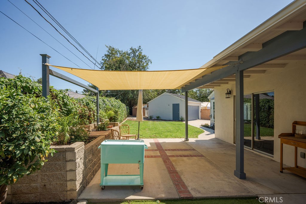 Property photo 38