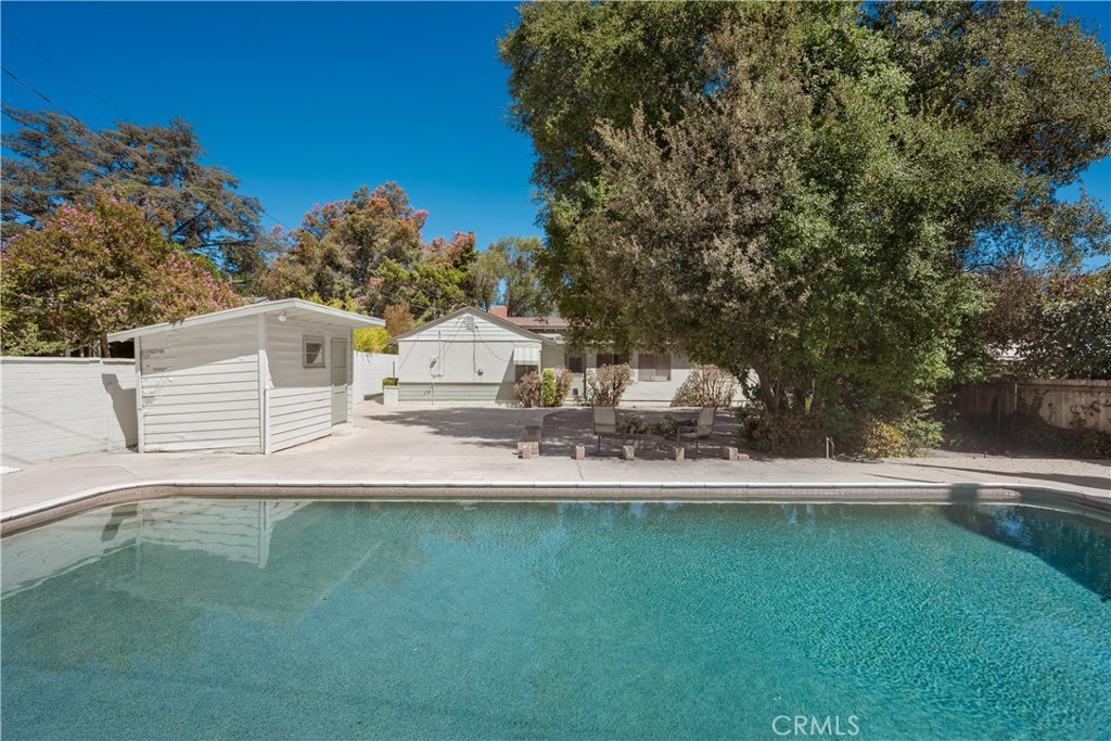 Property photo 32