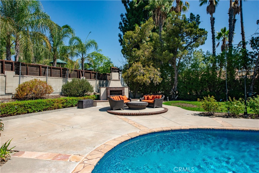 Property photo 43