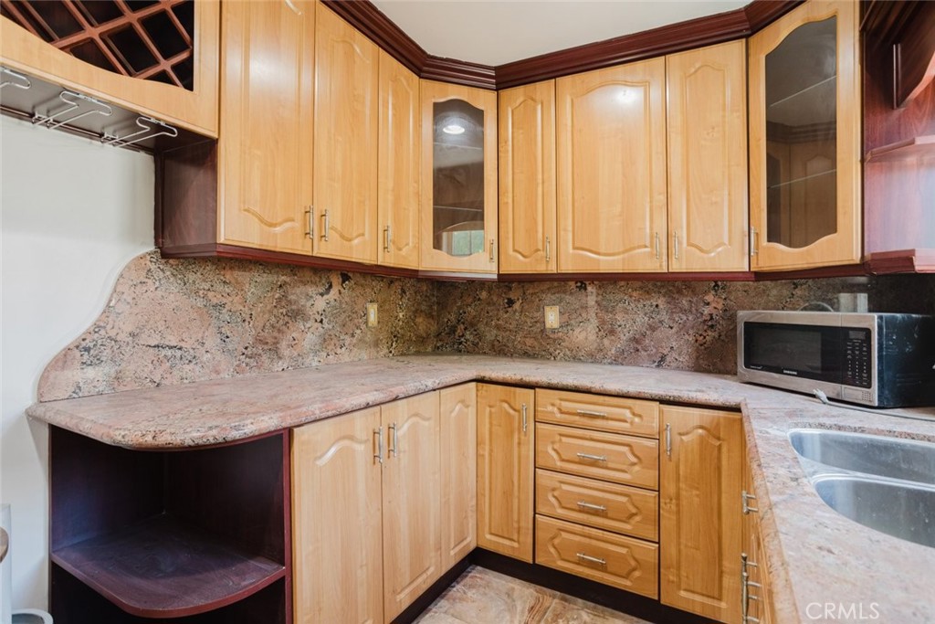 Property photo 24