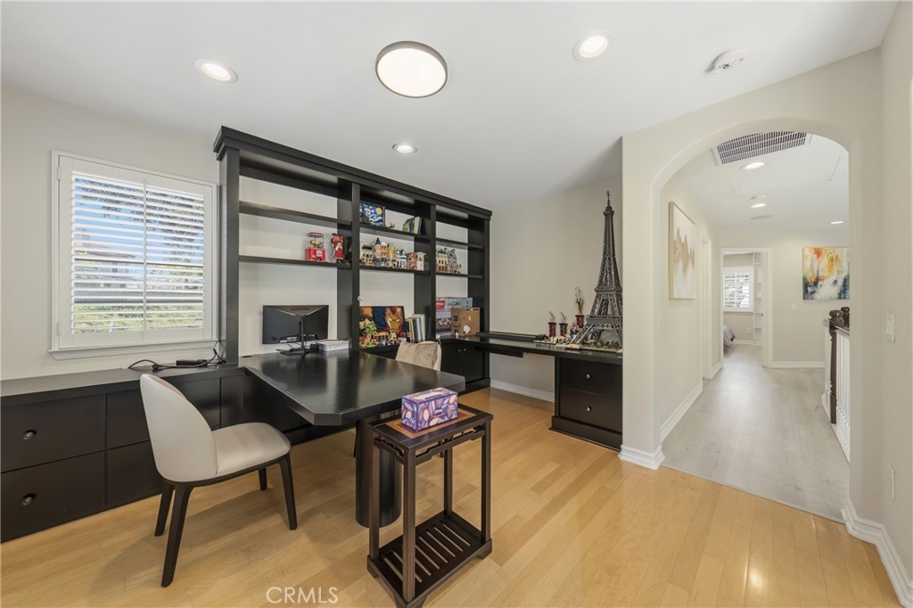 Property photo 43