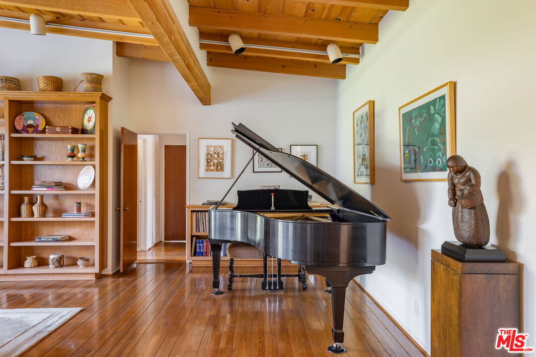 Property photo 30