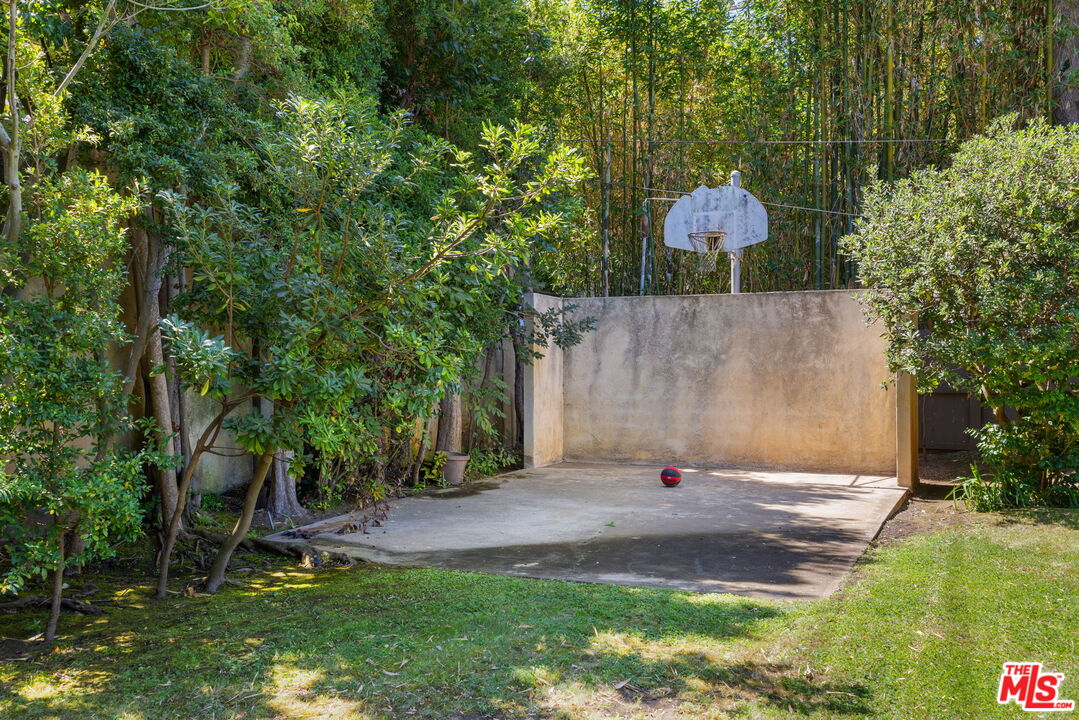 Property photo 48