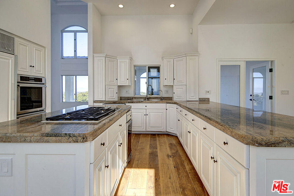Property photo 43
