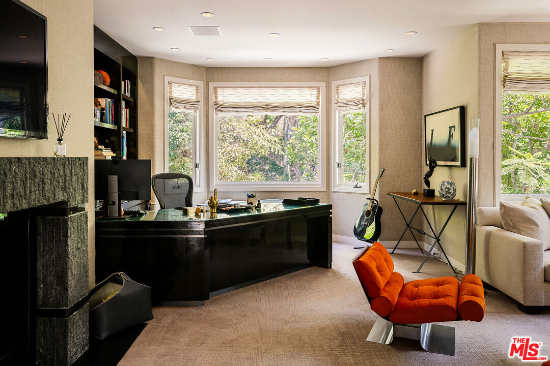 Property photo 35