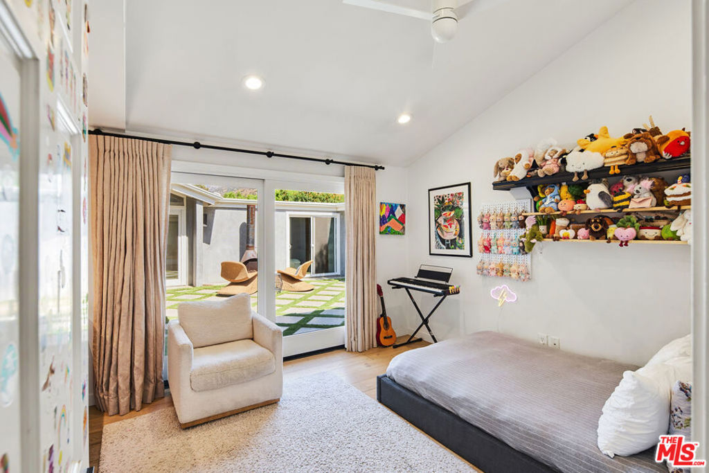 Property photo 34