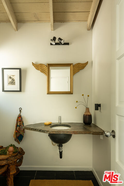 Property photo 32