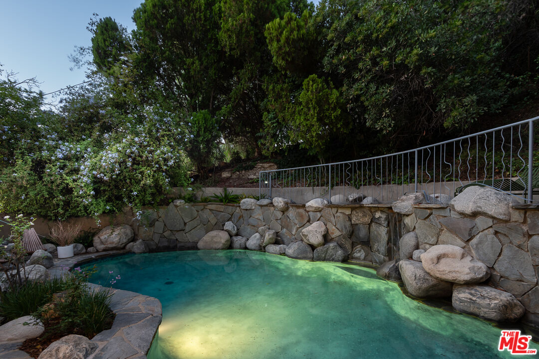 Property photo 50