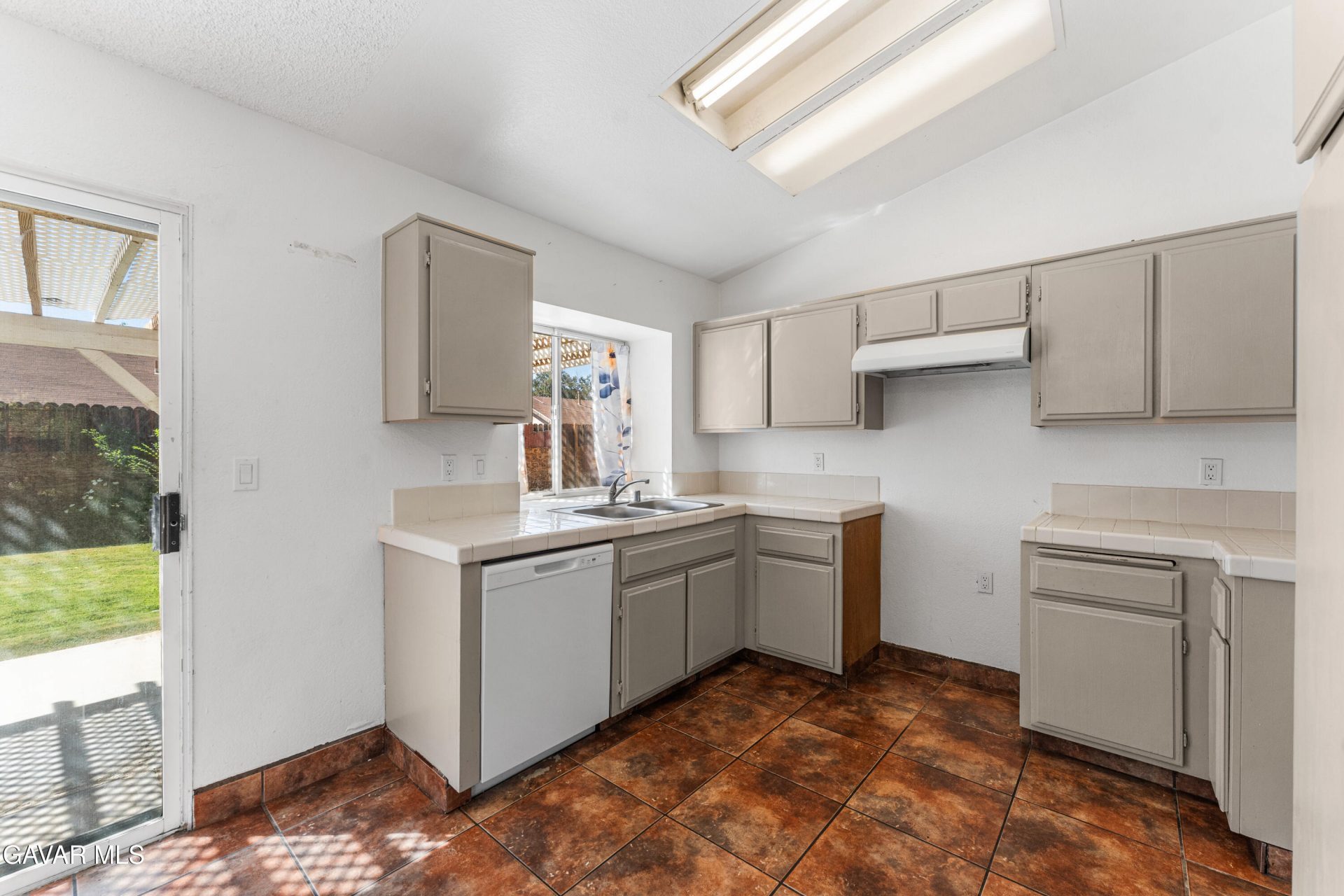Property photo 22