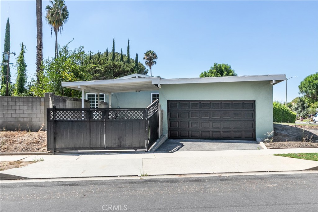 Property photo 44