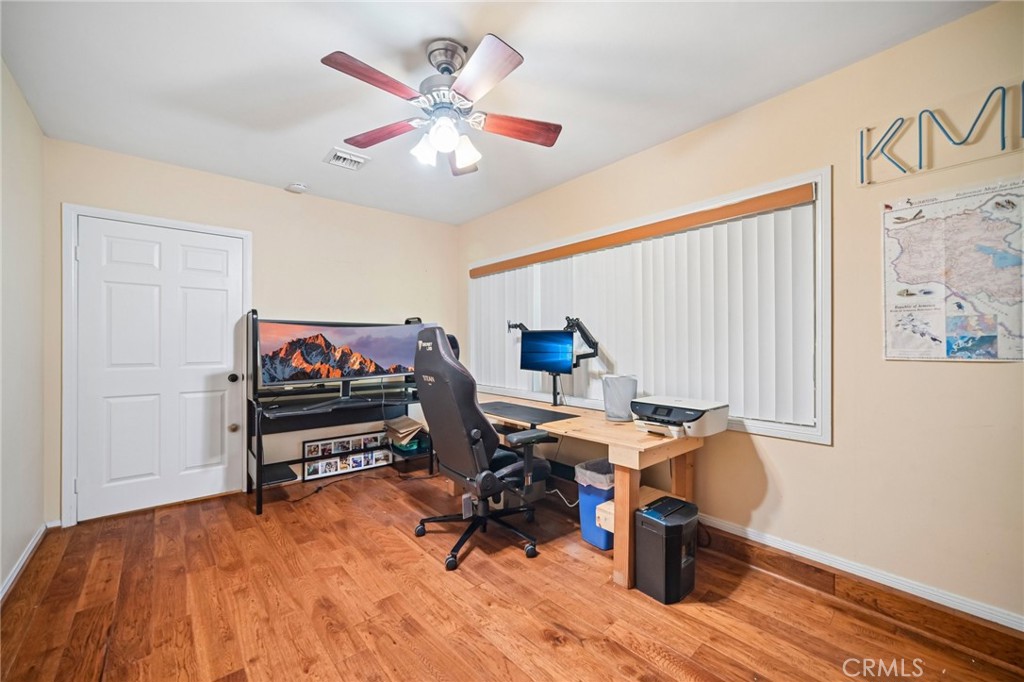 Property photo 37