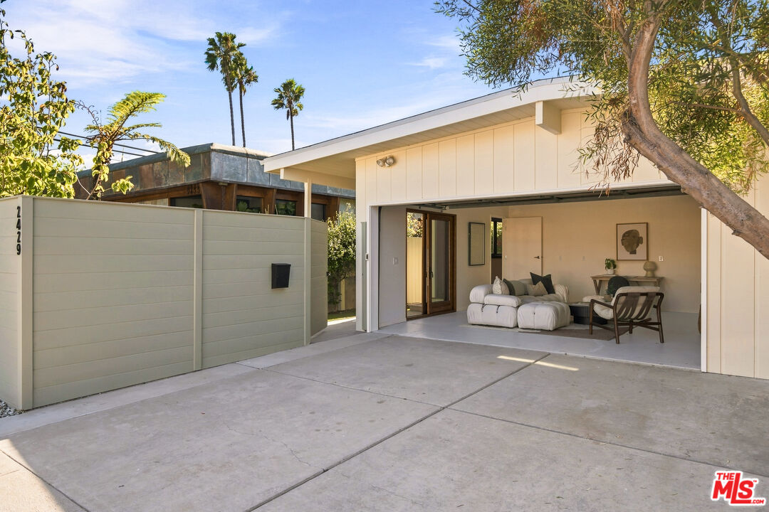 Property photo 28