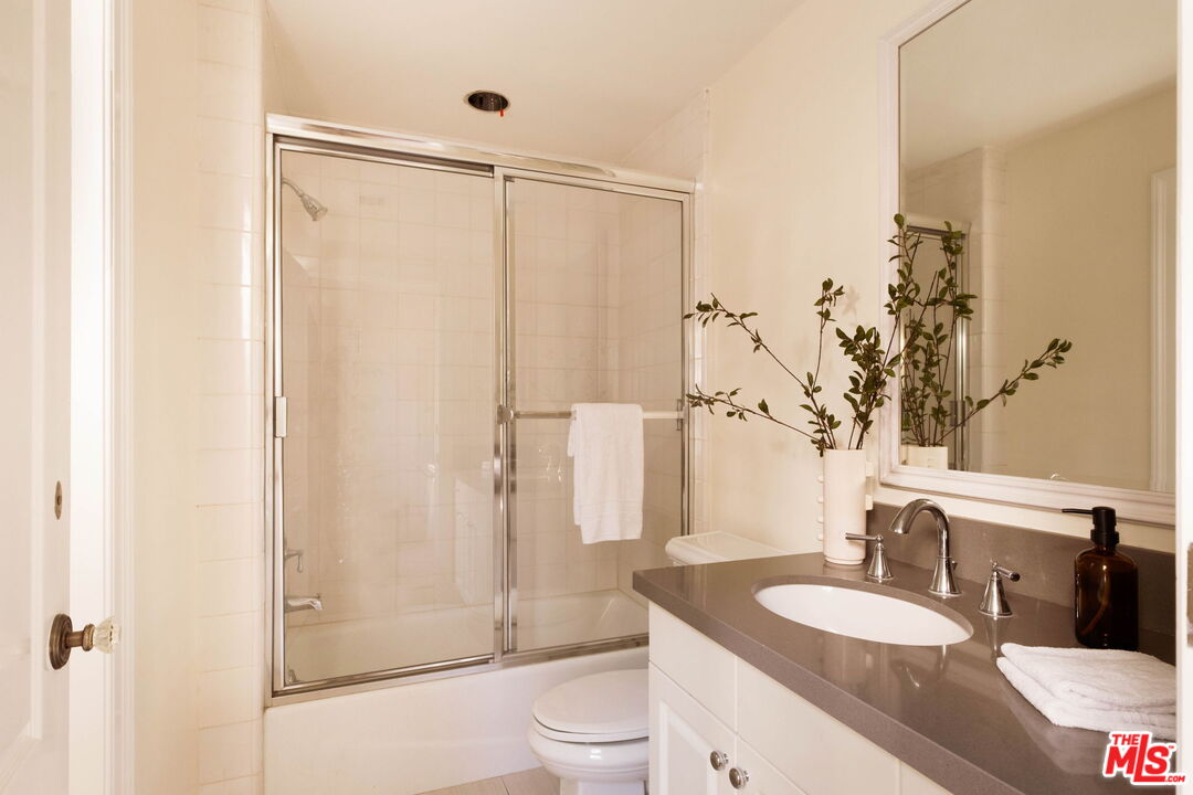 Property photo 50