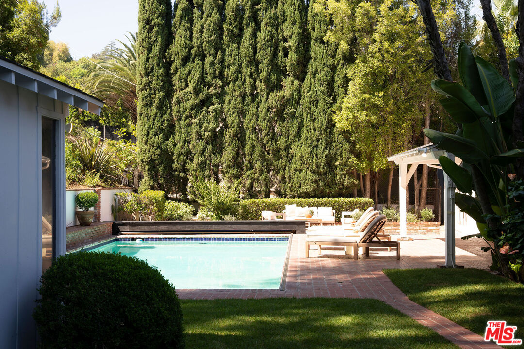 Property photo 46