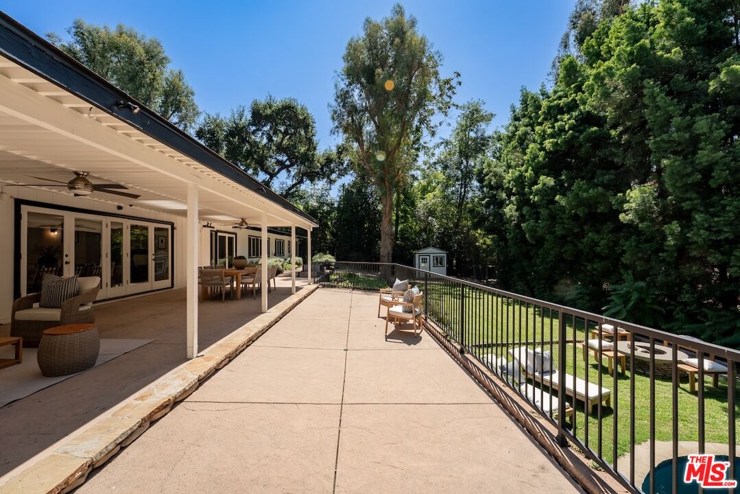 Property photo 37