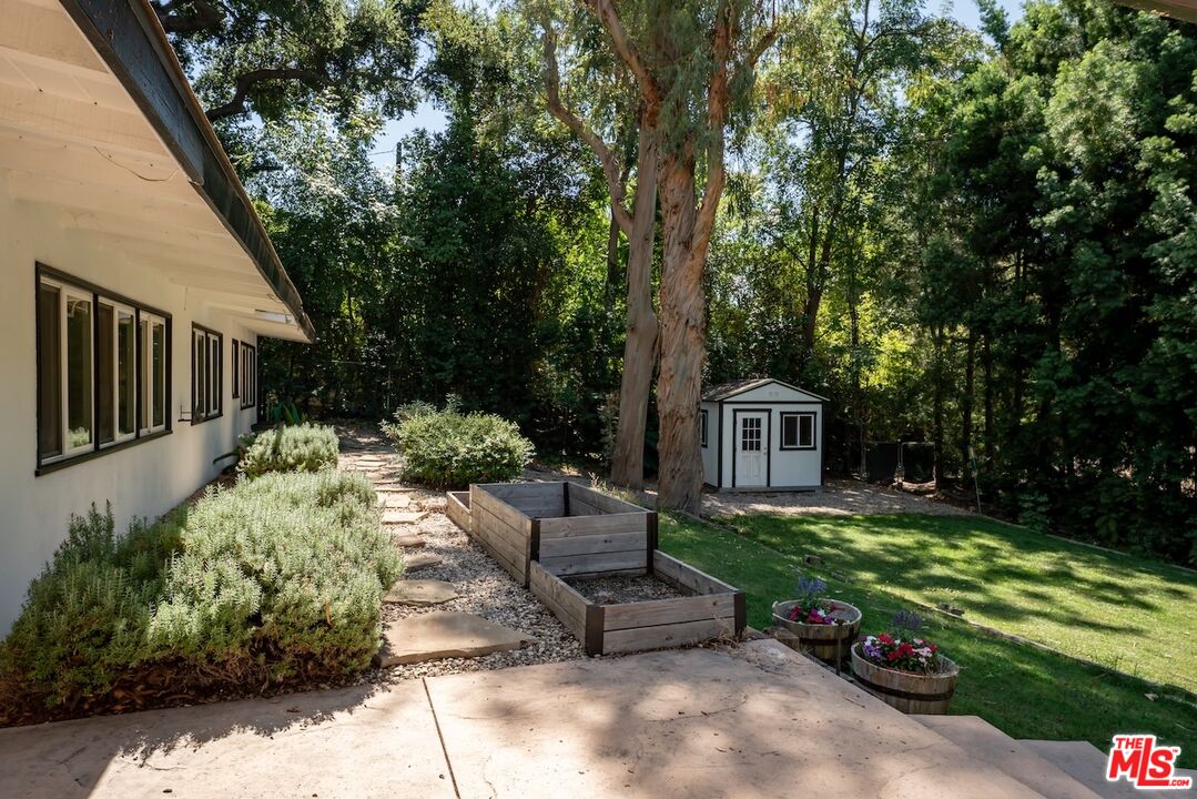 Property photo 43