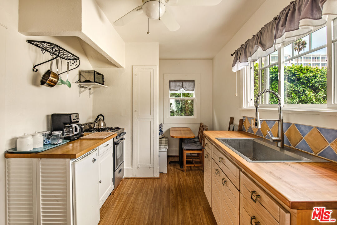 Property photo 38