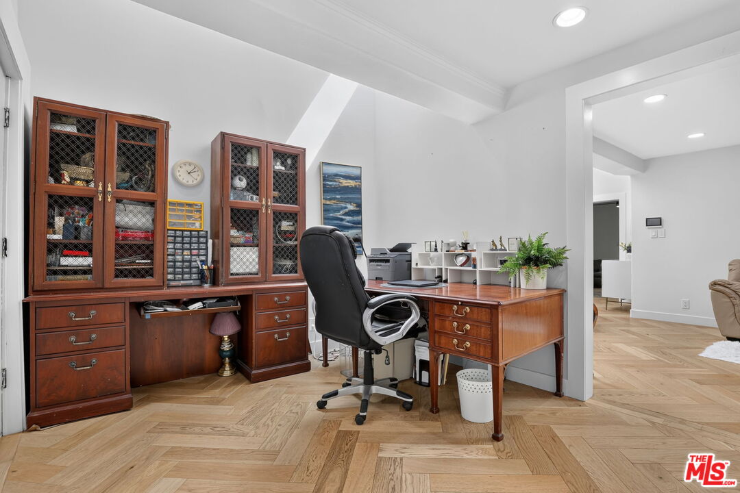 Property photo 24