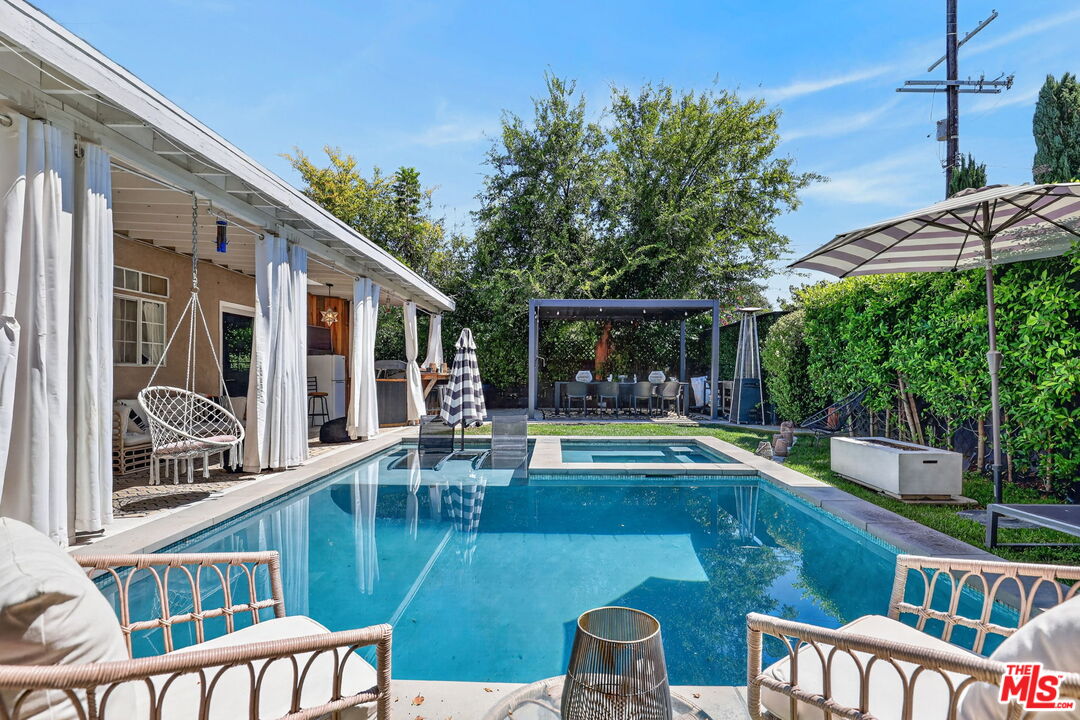 Property photo 25