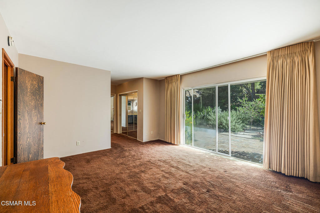Property photo 38