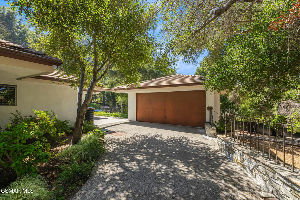 Property photo 44