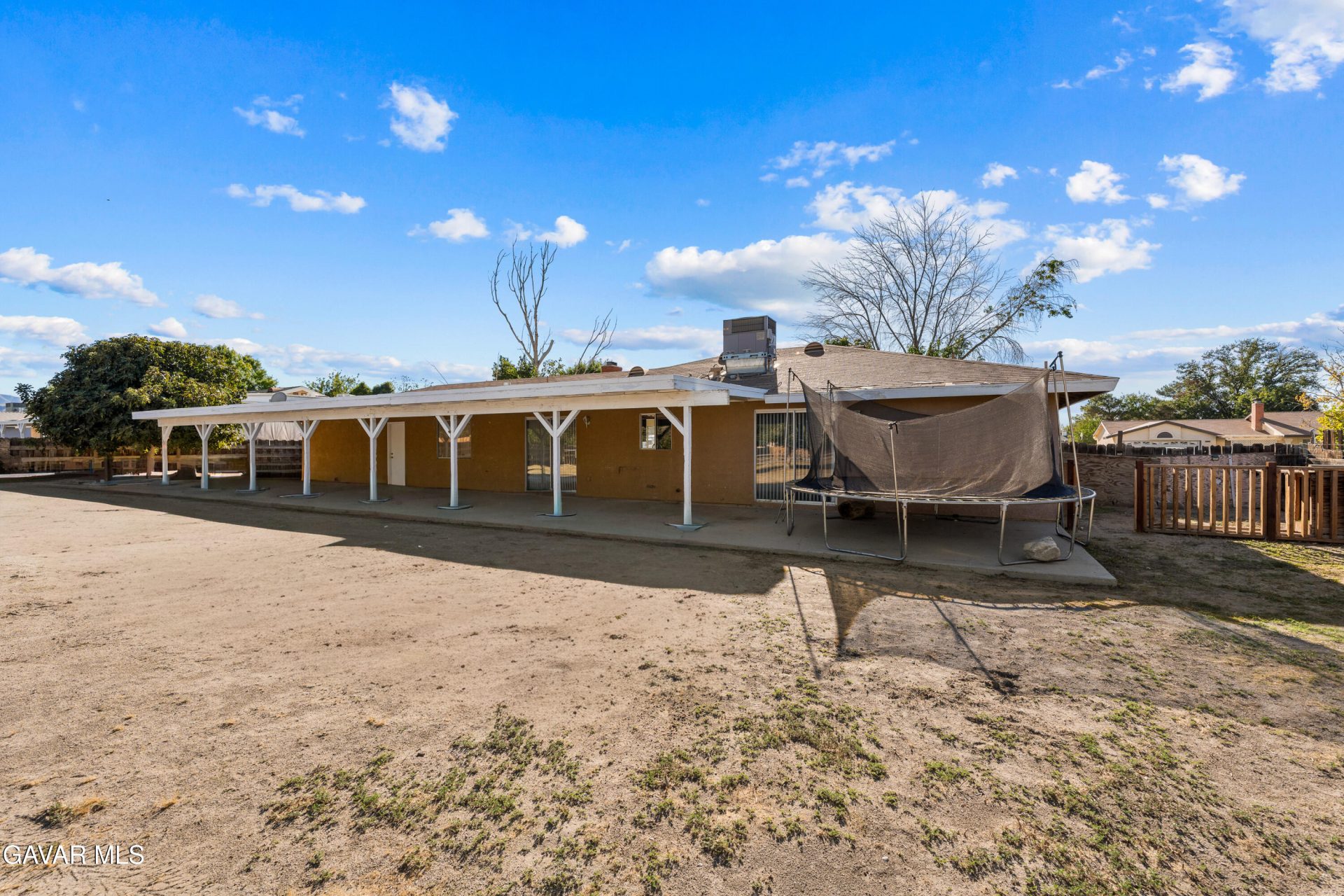 Property photo 38