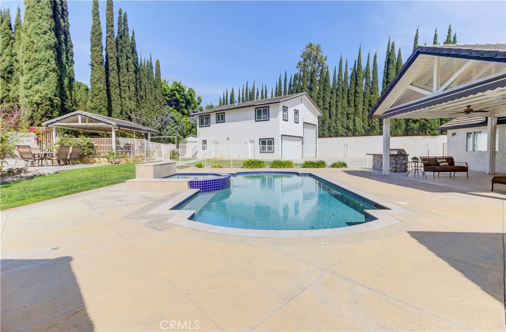 Property photo 28
