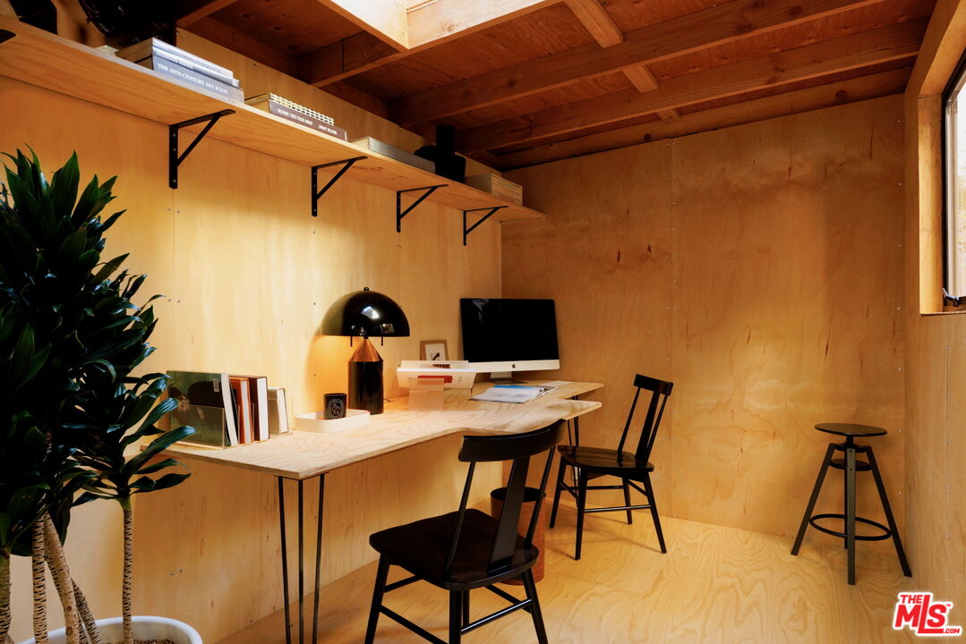 Property photo 24