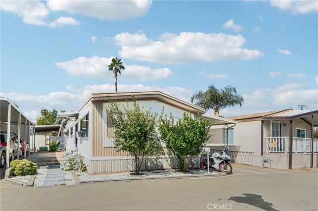 Property photo 44