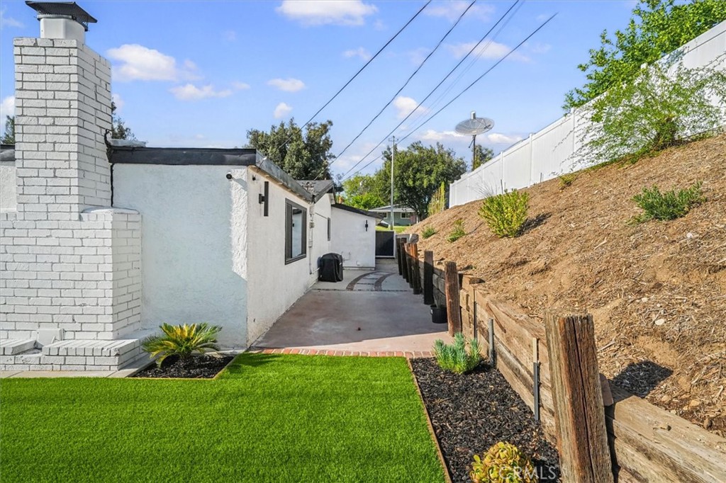 Property photo 35