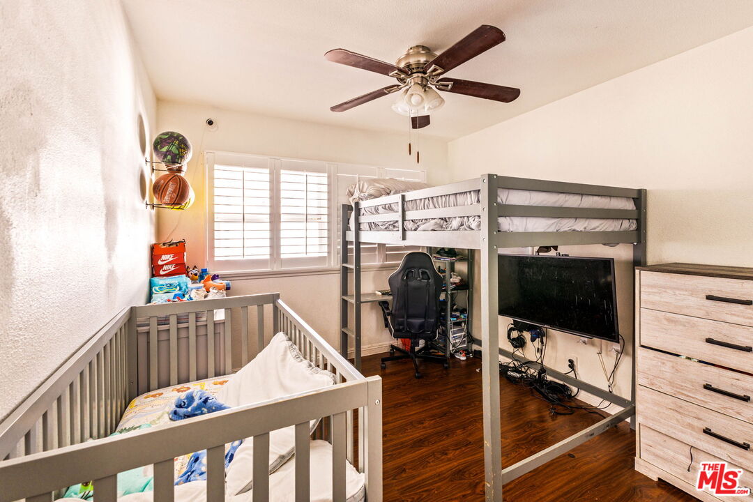 Property photo 33