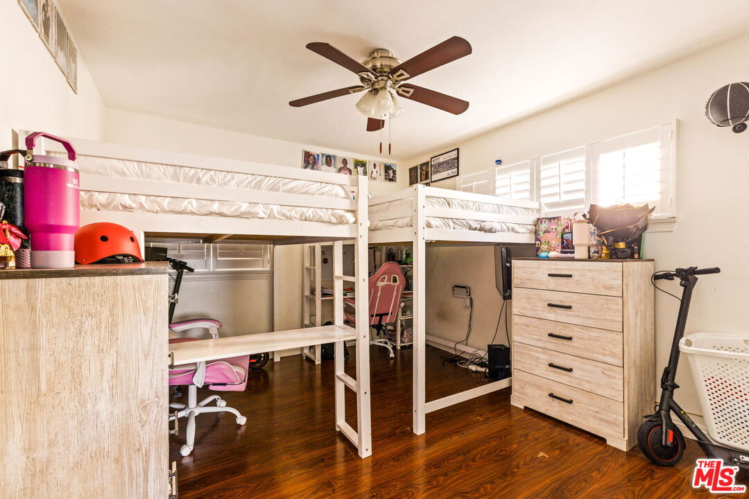 Property photo 37