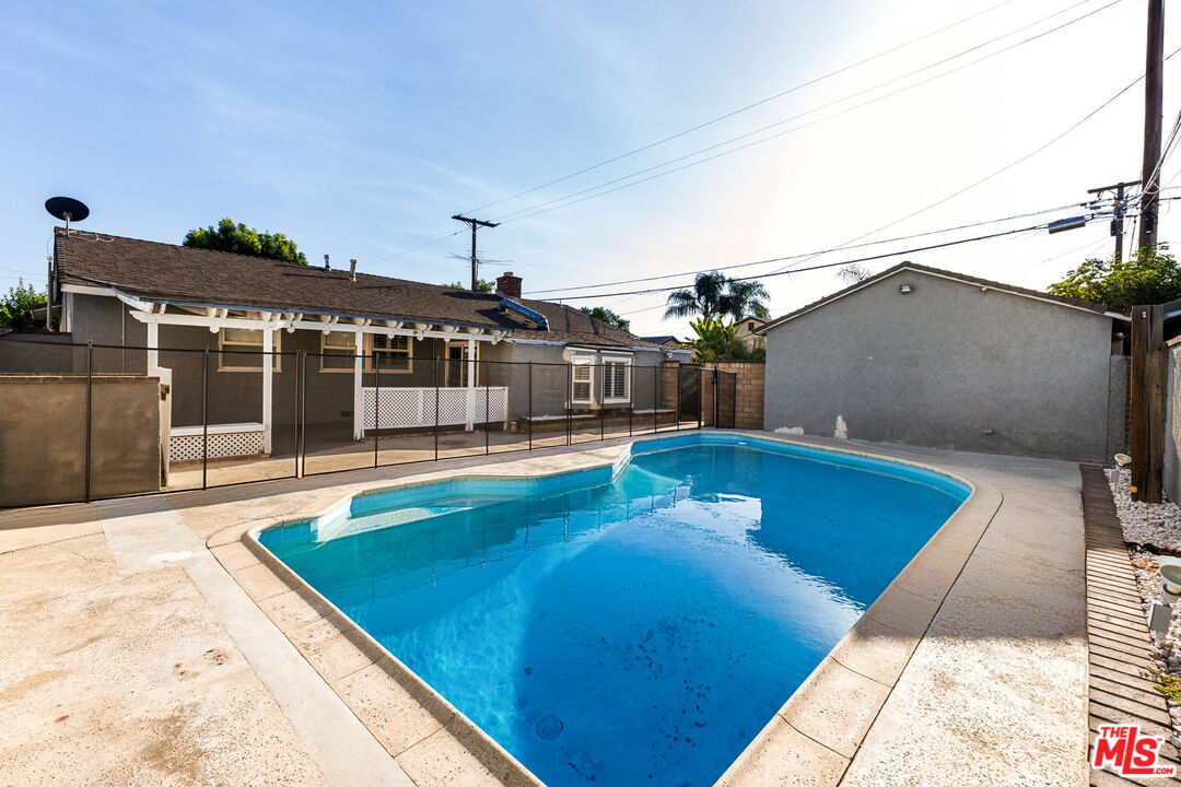 Property photo 43