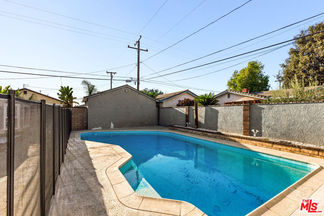 Property photo 44
