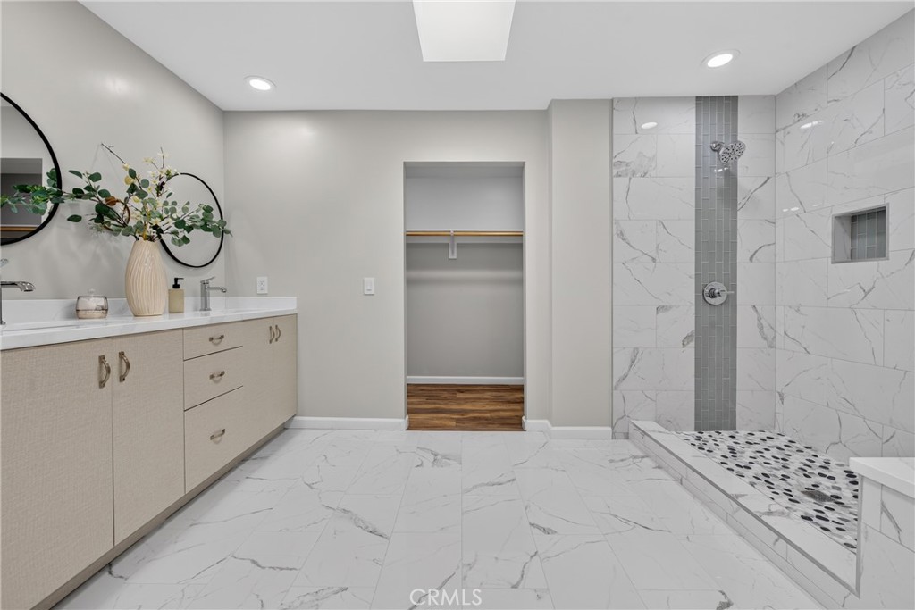 Property photo 50