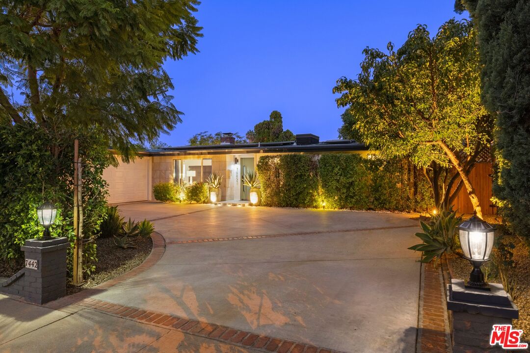 Property photo 24