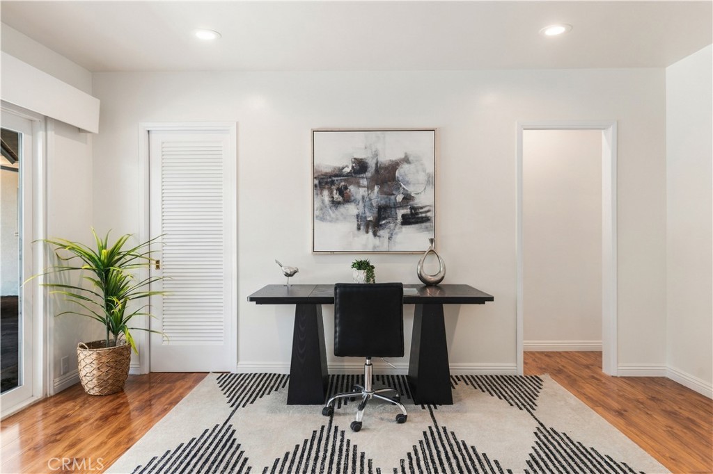 Property photo 31