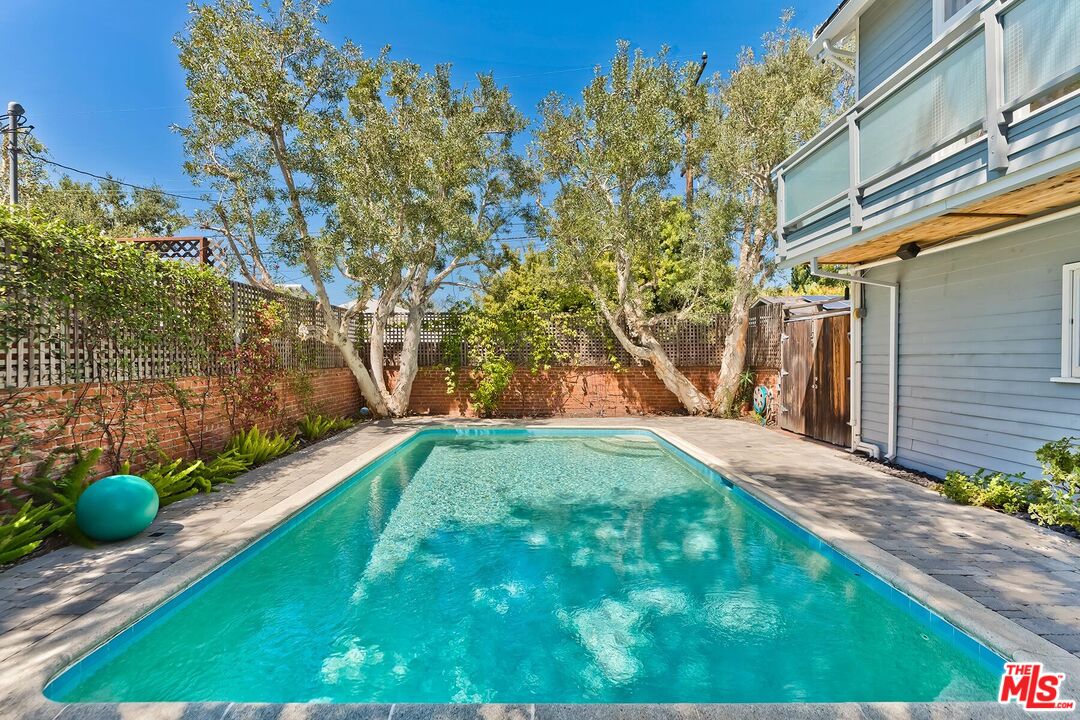Property photo 37