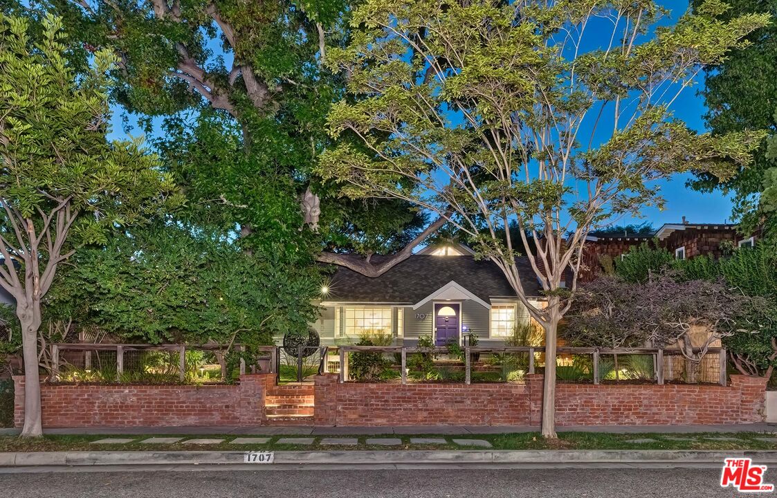 Property photo 38