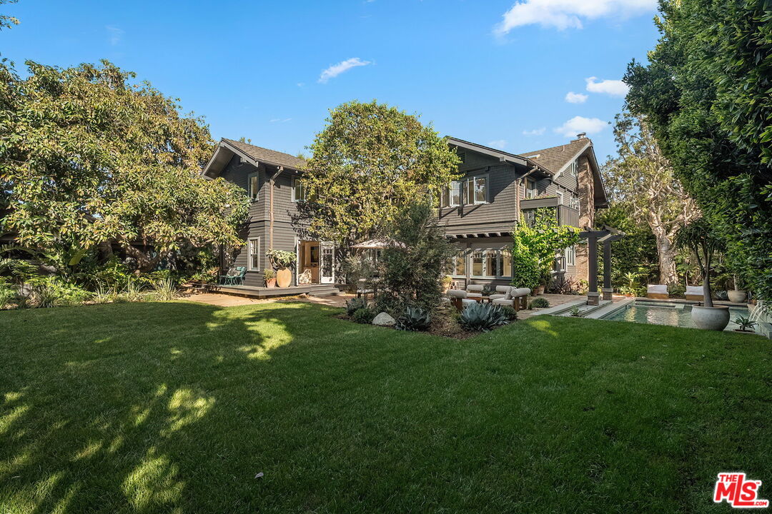 Property photo 33