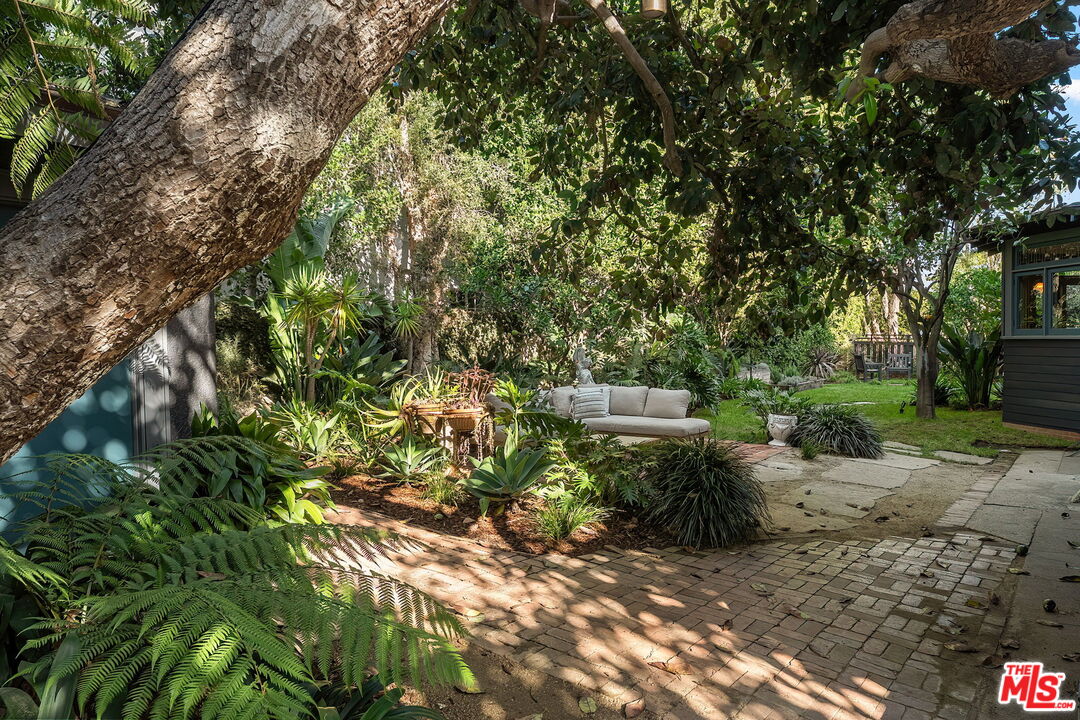 Property photo 40