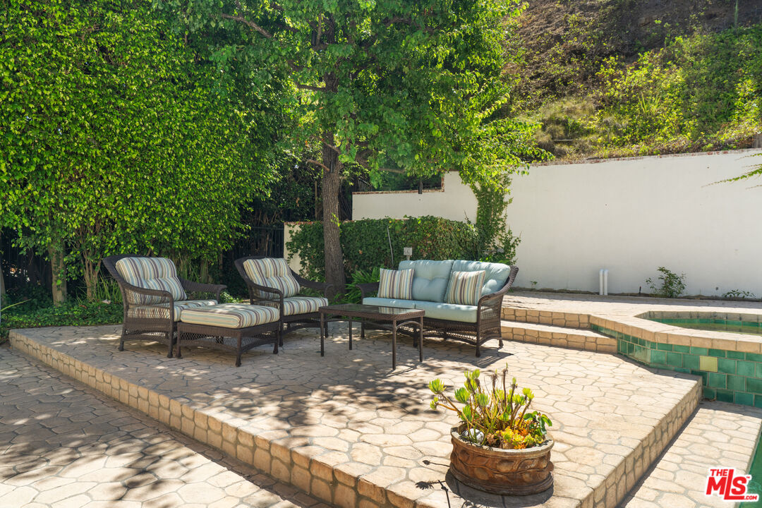 Property photo 34