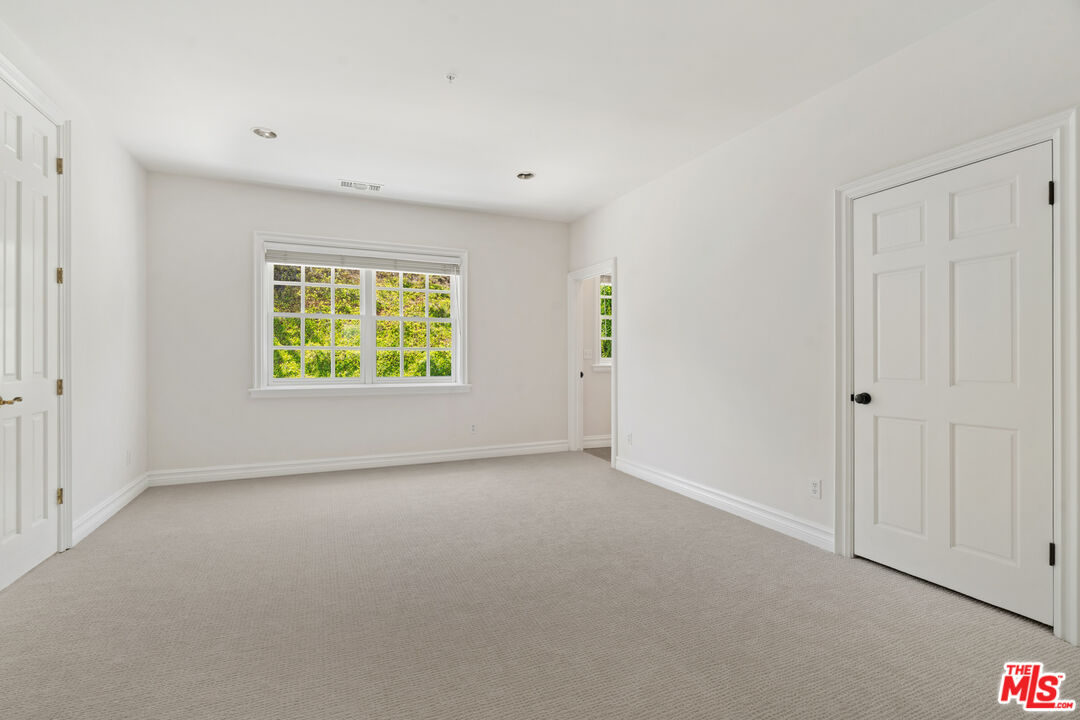 Property photo 51