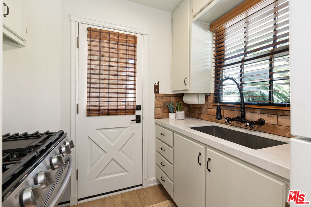 Property photo 46