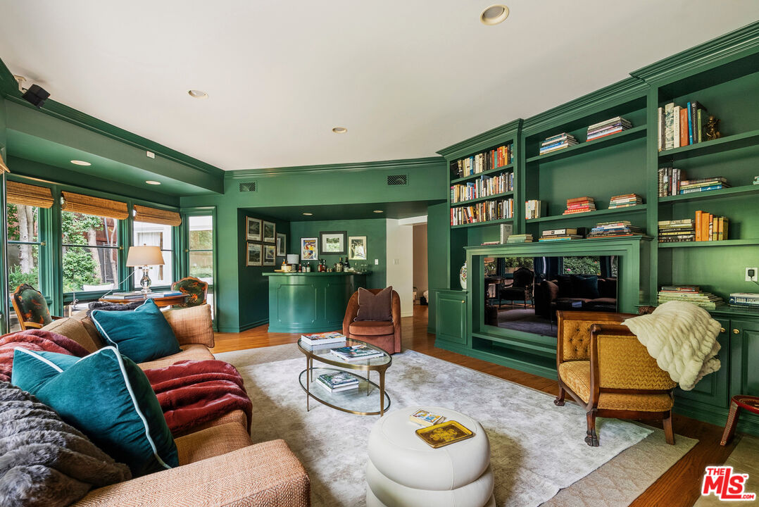 Property photo 37