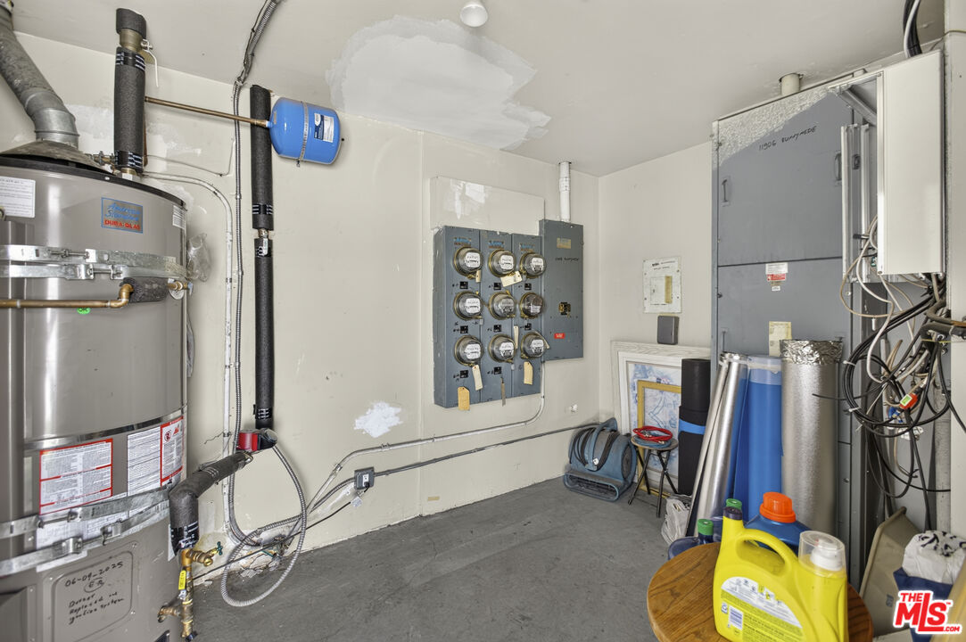 Property photo 24