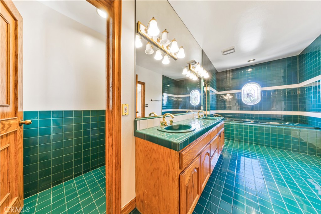 Property photo 48